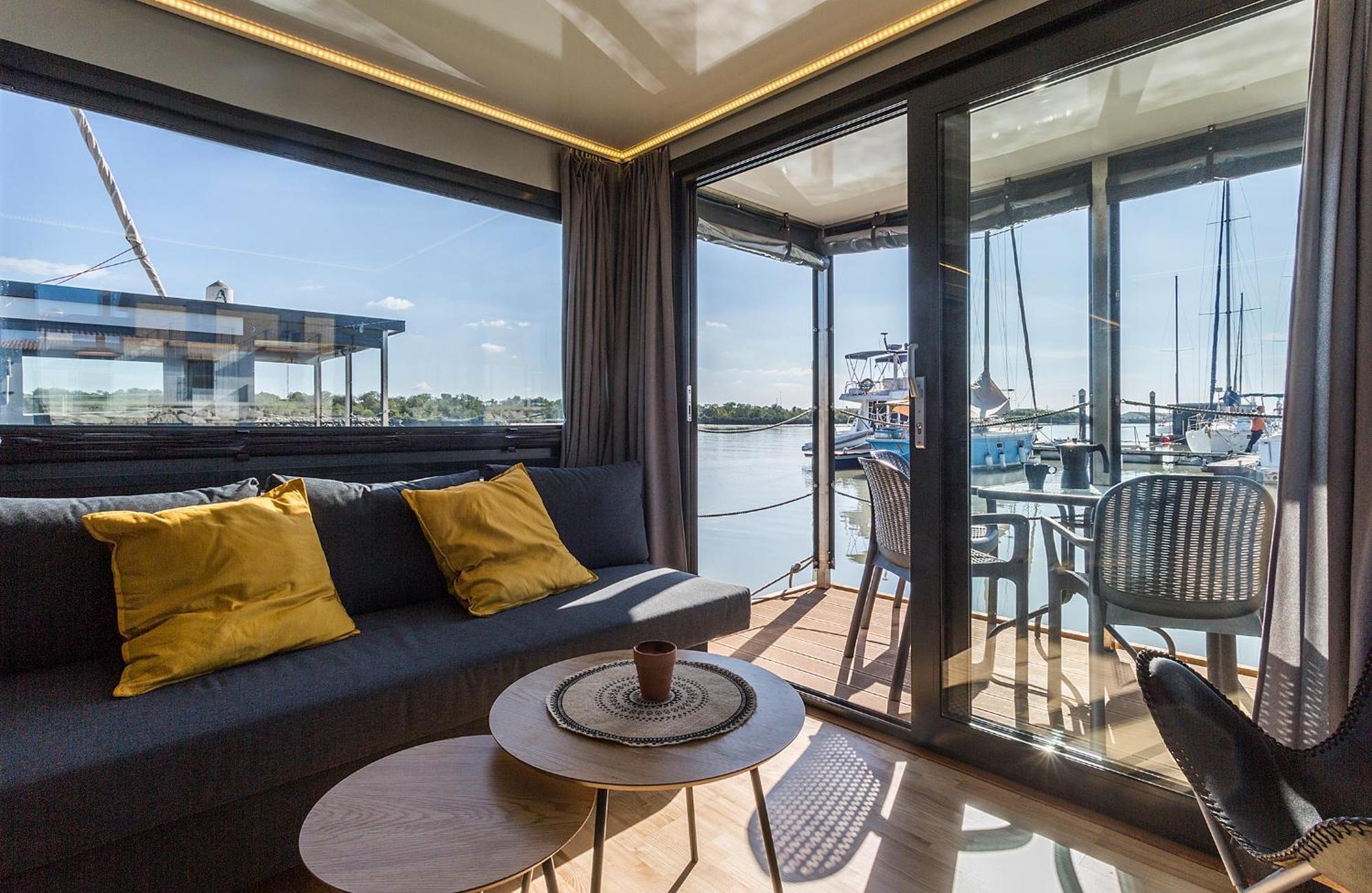 Hotel Azvalia Luxury Casa Barco New York And Texas-Unique Houseboat Experience El Puerto de Santa María Exterior foto